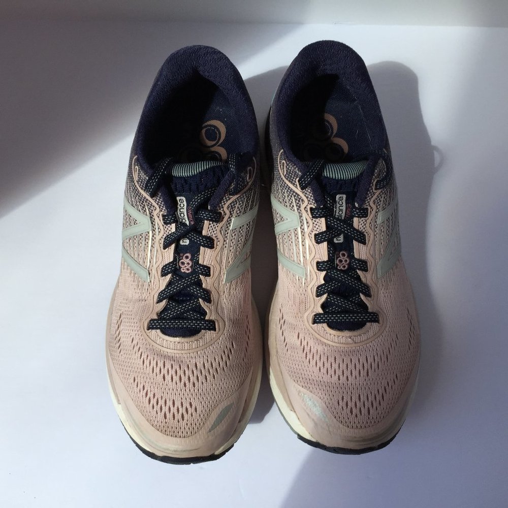 New Balance Womens 880 Trufuse  Size 7.5